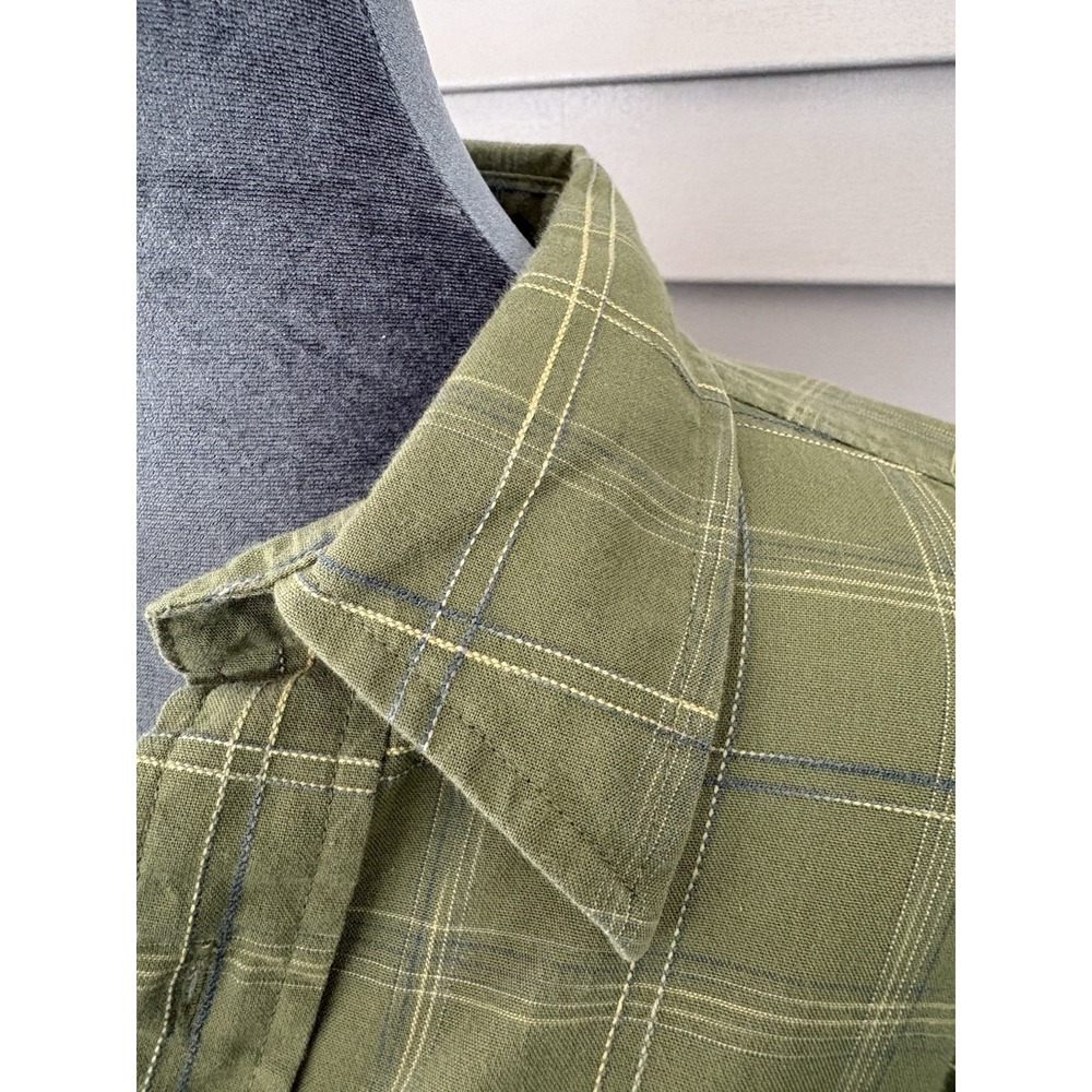 Vintage Cabella's Outfitters Series Men's Medium Short Sleeve Shirt Green‎ ECU - Picture 8 of 9